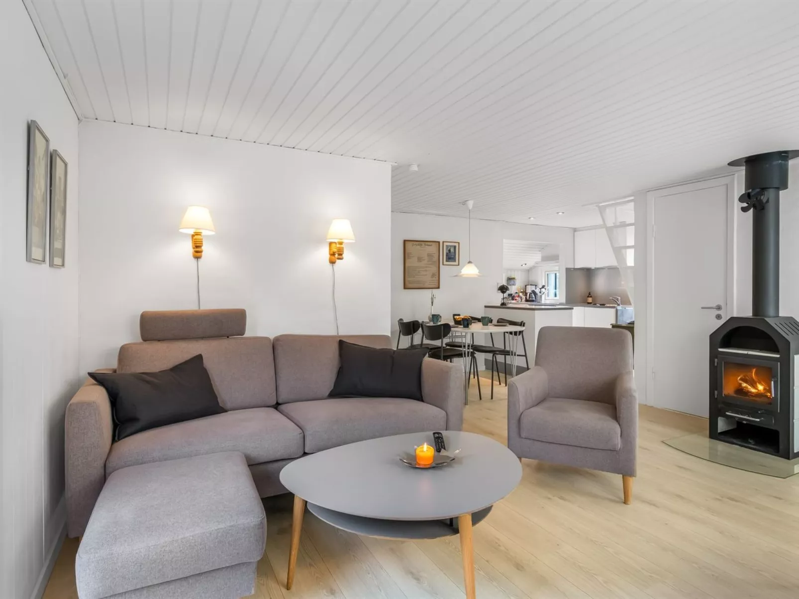 "Eliene" - 500m from the sea - Drinnen