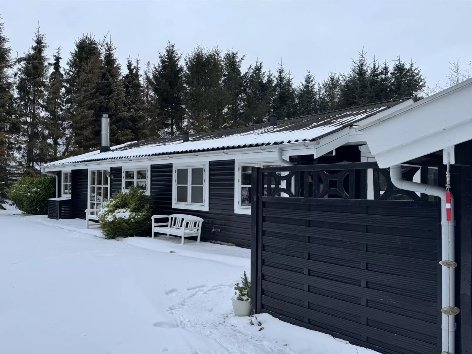 "Tjarko" - 690m to the fjord - Draußen