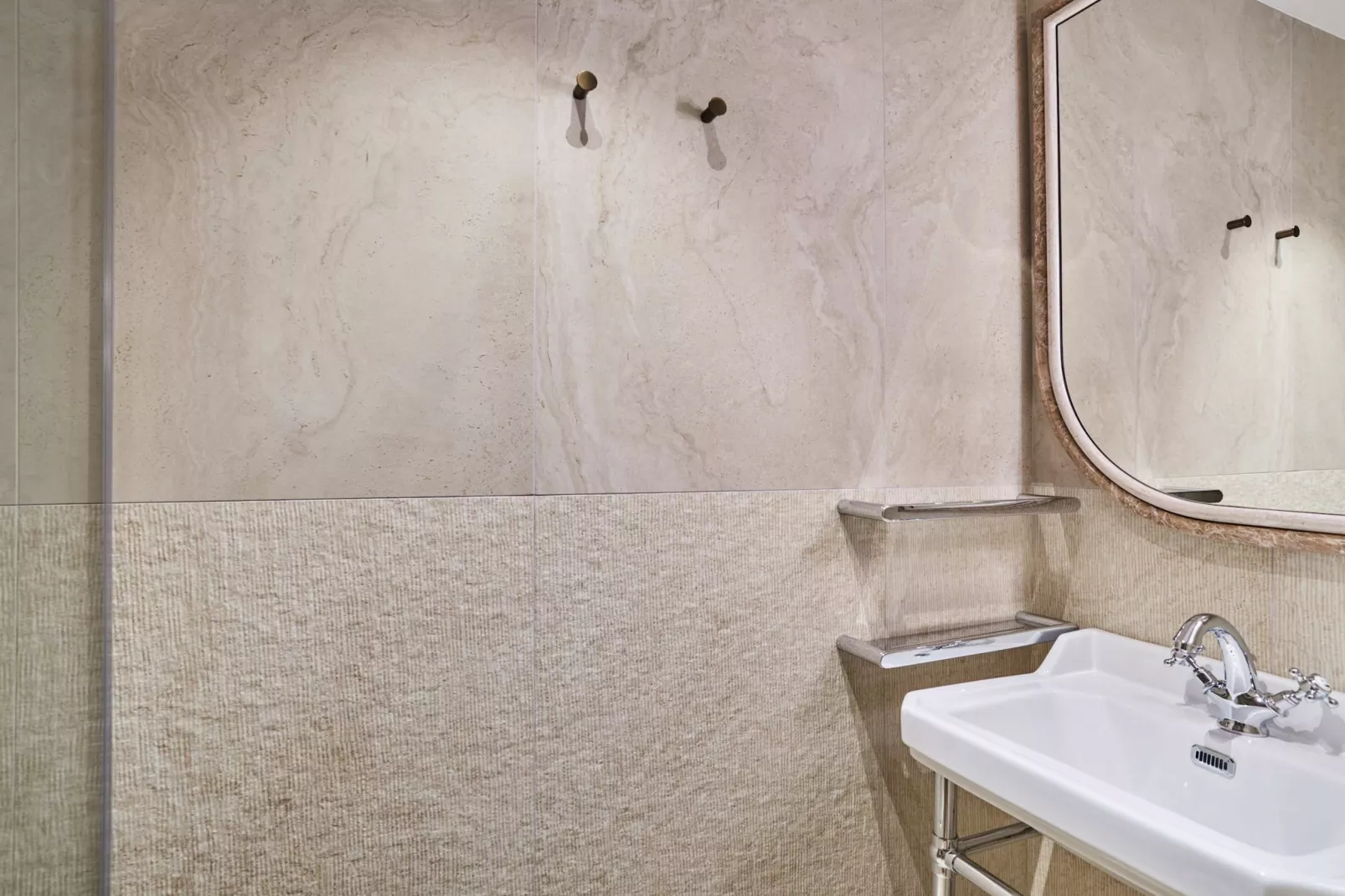 GRENELLE 2 MAGOTS - Untagged