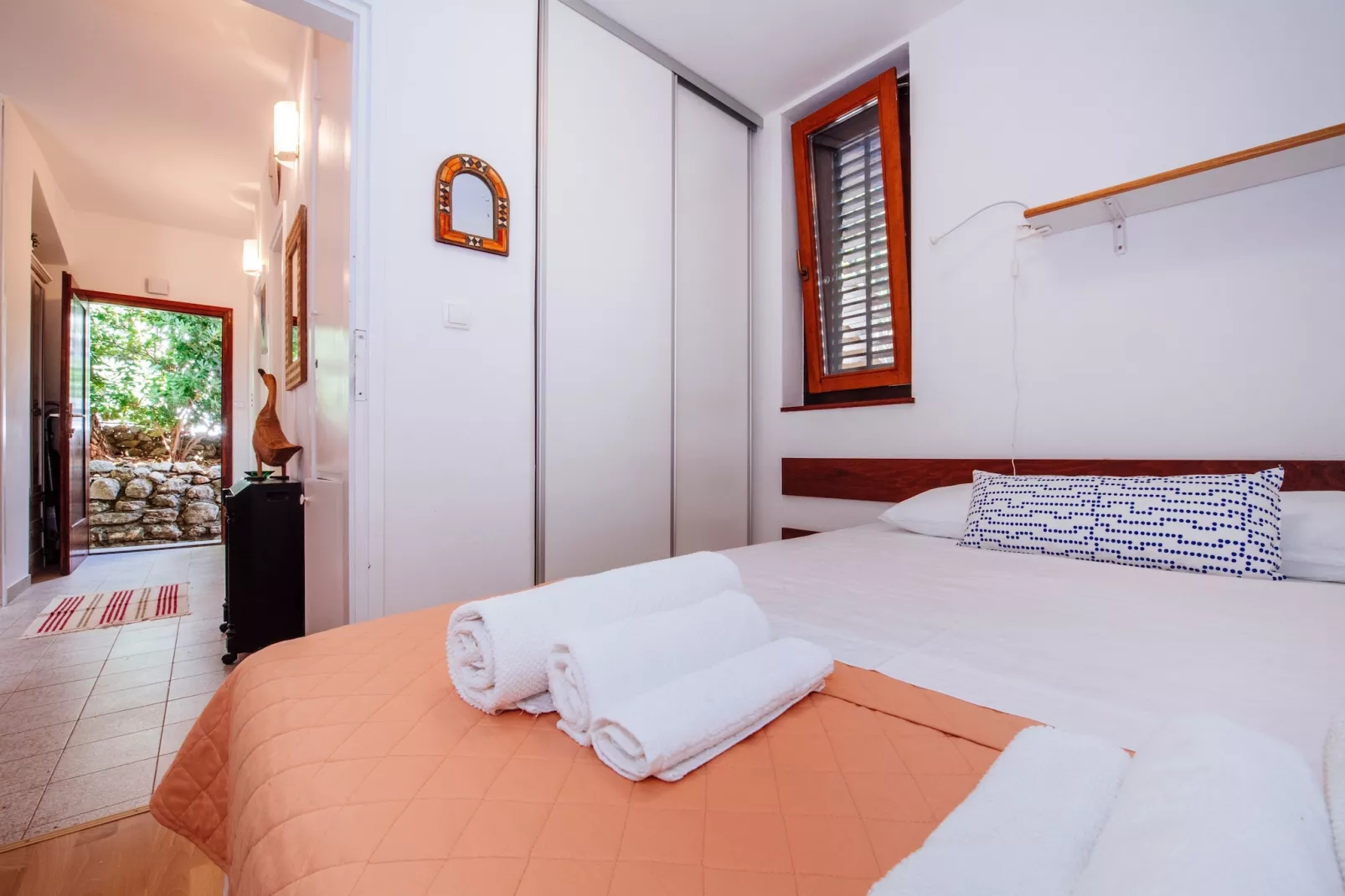 Beachfront  house Dunja - Bedroom