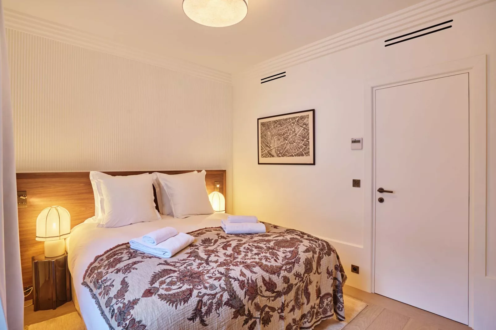 GRENELLE 2 MAGOTS - Untagged