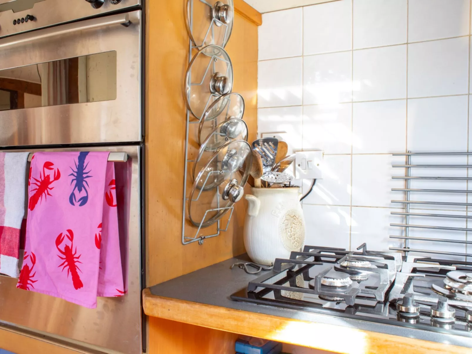 Blue Lobster - Inside