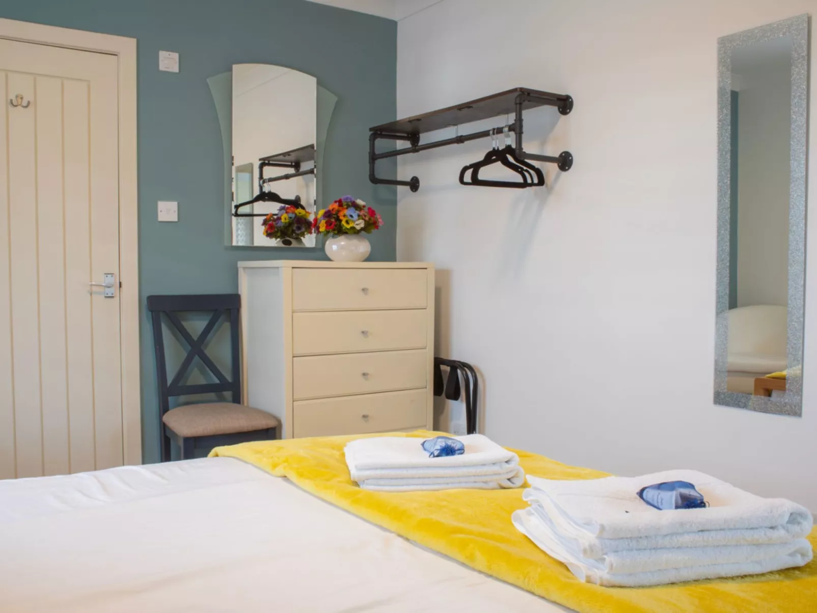 Skeabost Chalet - Inside