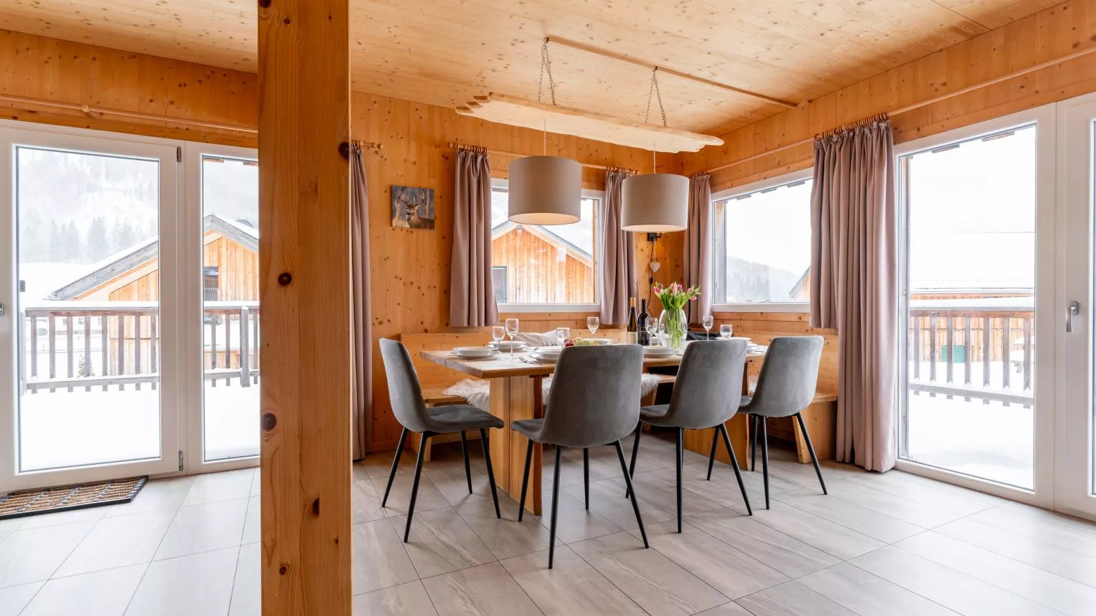 Das Edelweiss - Dining room