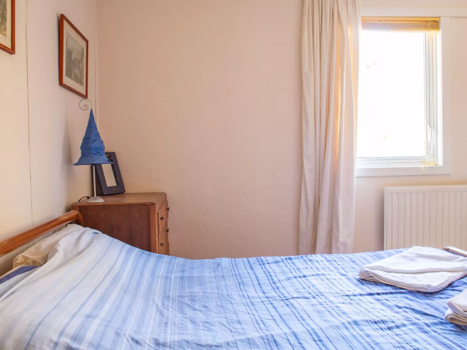 Blue Lobster - Inside