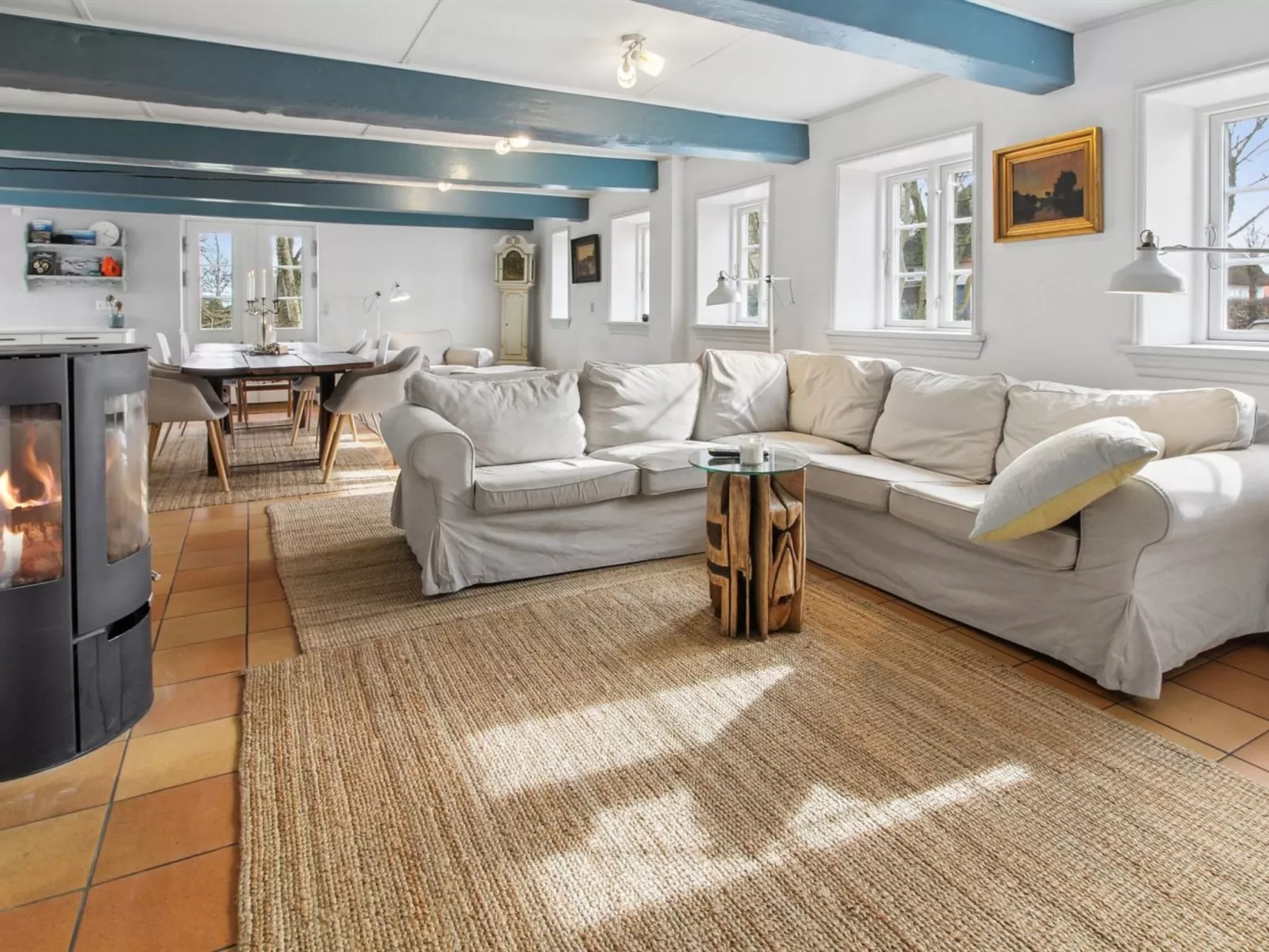 "Myra" - 18km from the sea - Dedans