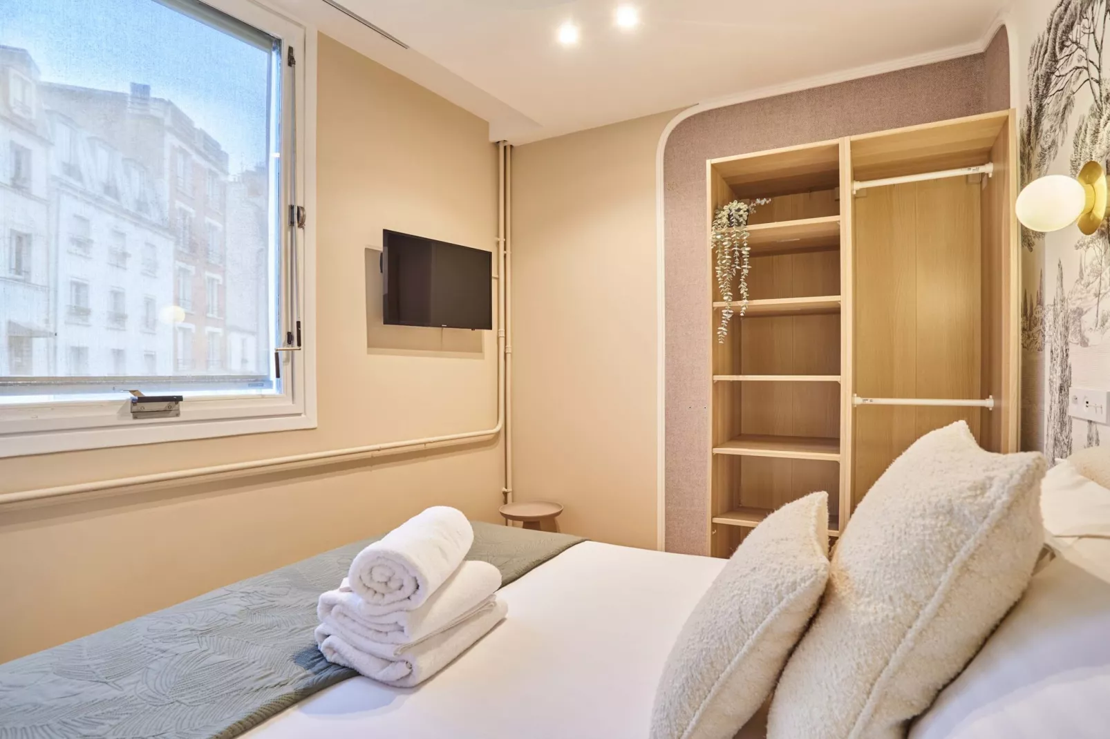 POINSOT  3 - Nicht zugeordnet