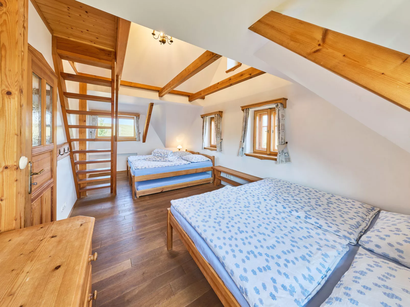 Timber Lodge with Hydromassage - Dedans