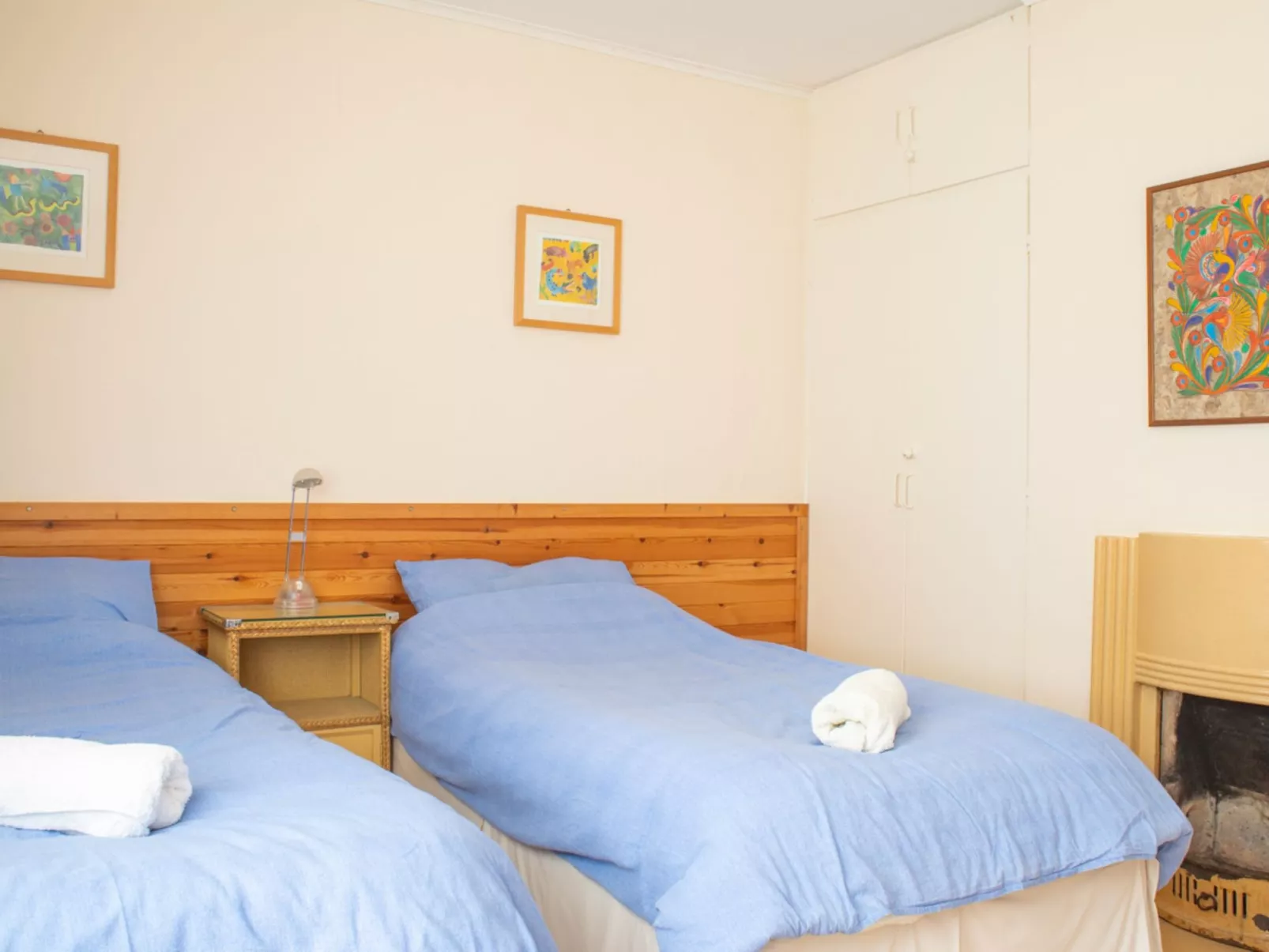 Blue Lobster - Inside