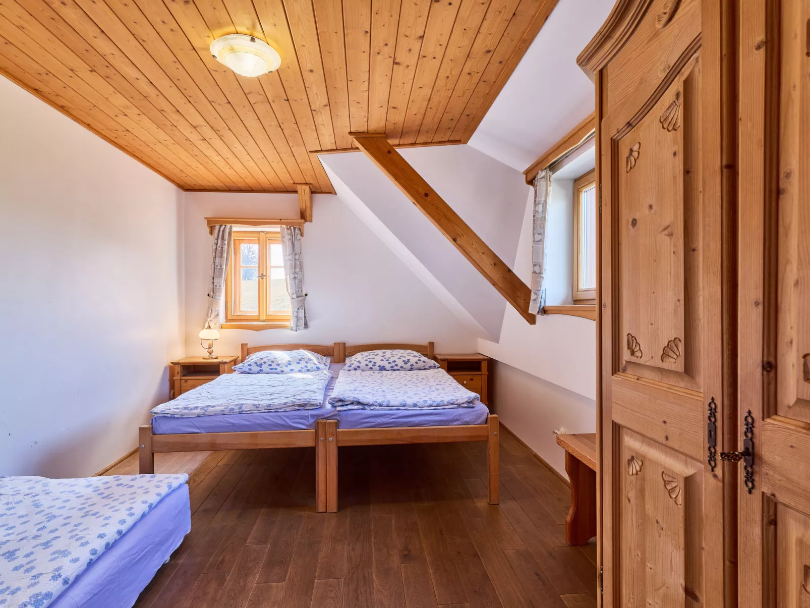 Timber Lodge with Hydromassage - Dedans