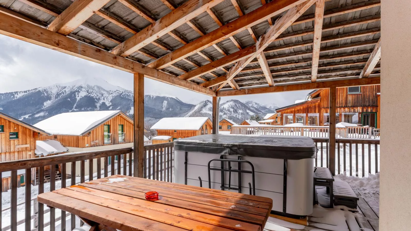 Tauern Lodge - Terrasse/Balkon