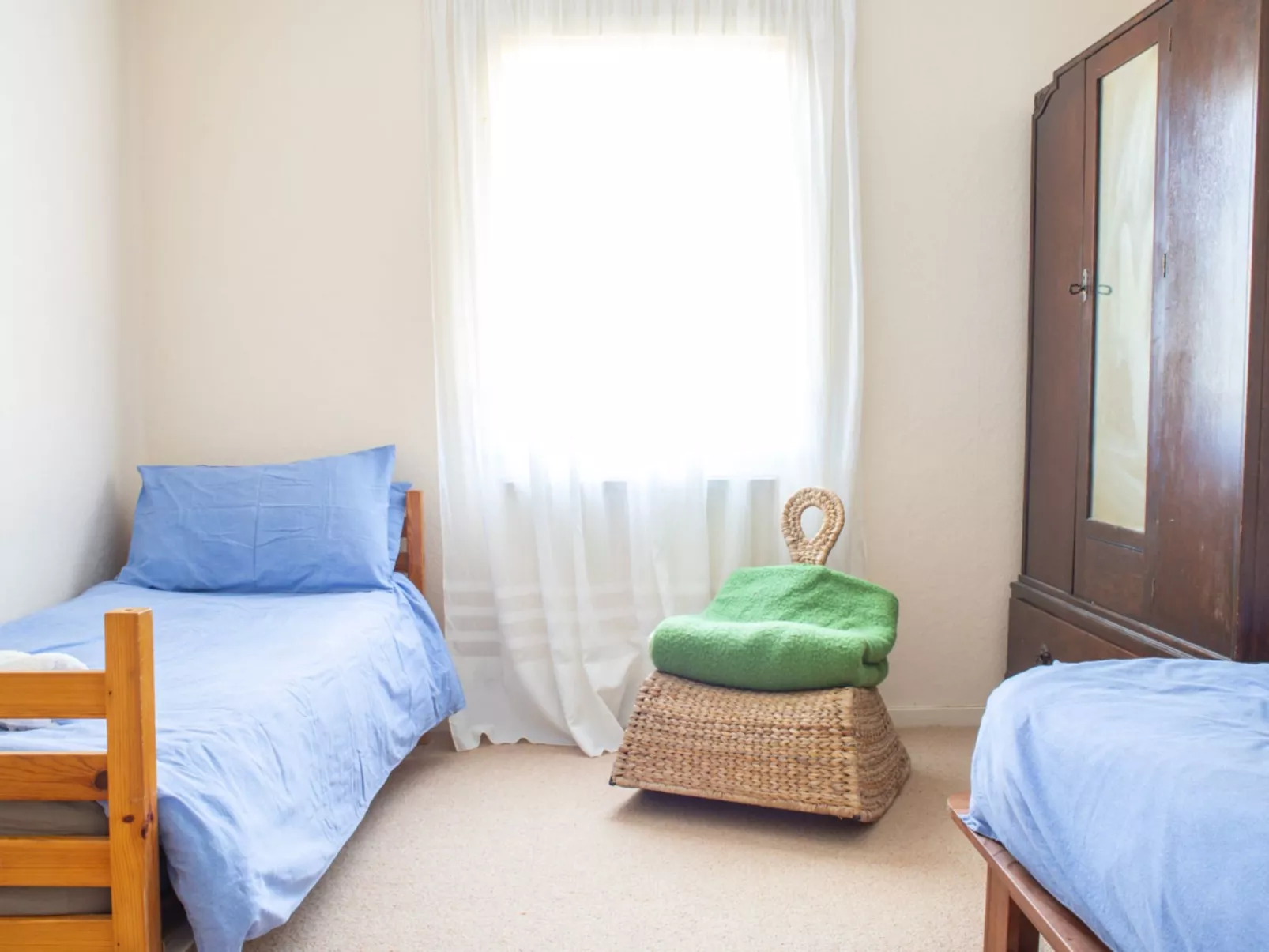 Blue Lobster - Inside