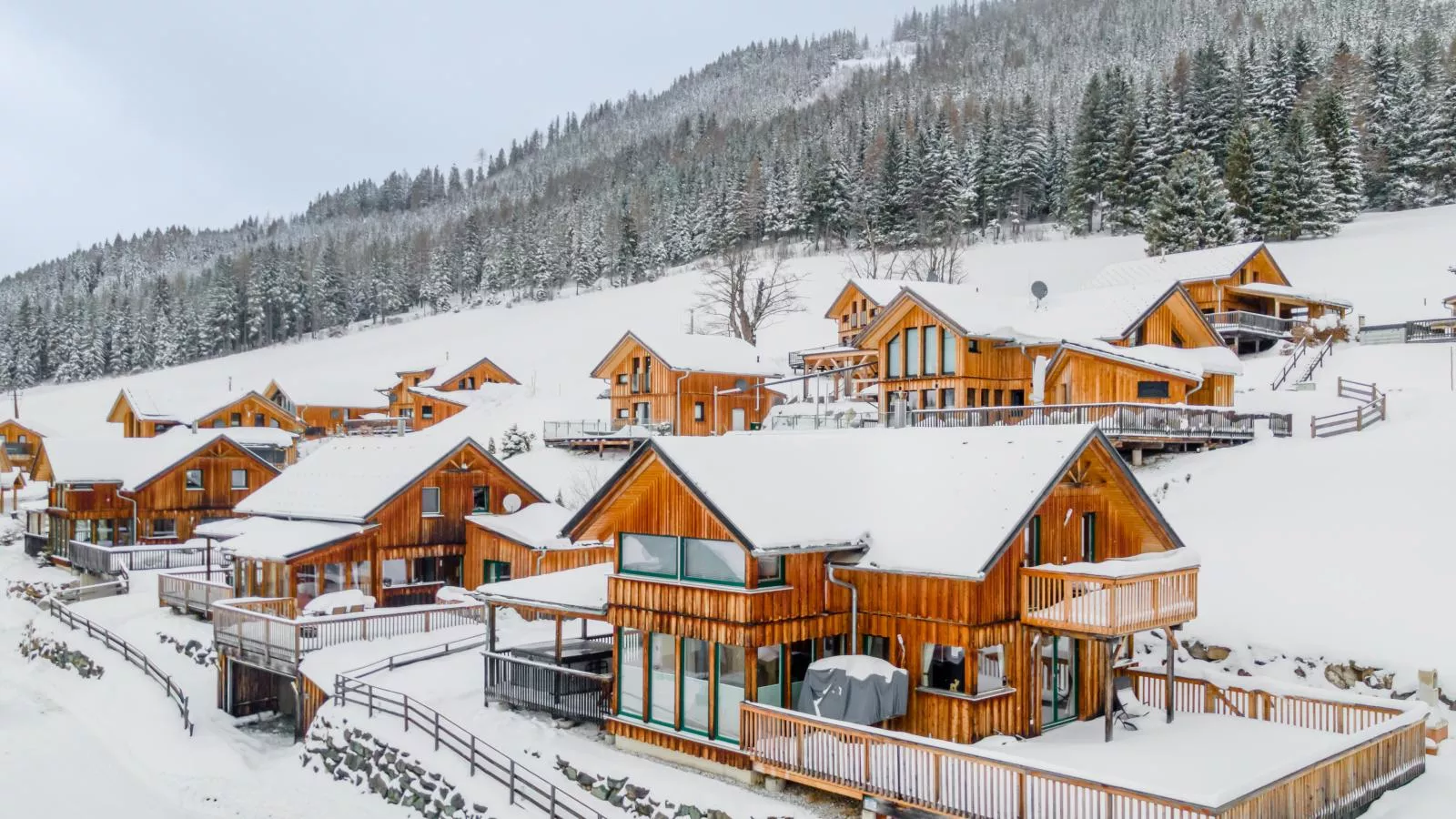 Tauern Lodge - Außenbereich Winter