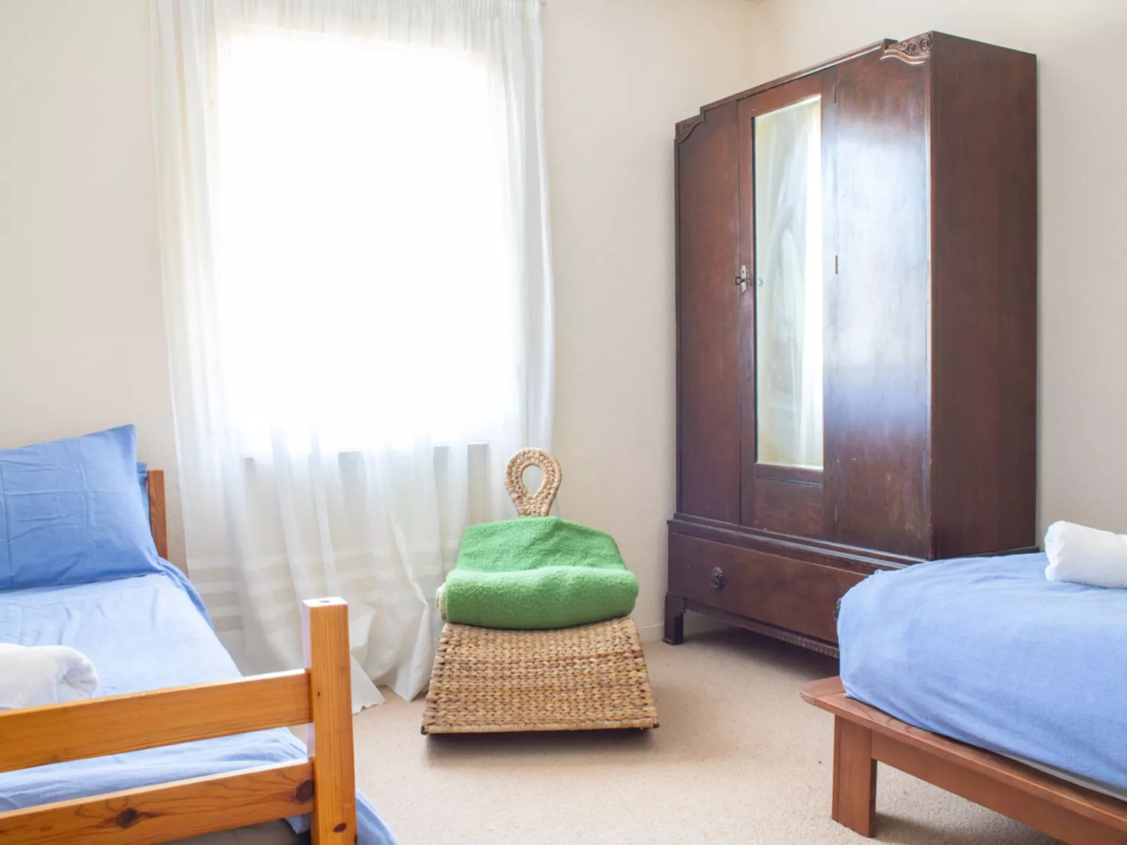 Blue Lobster - Inside