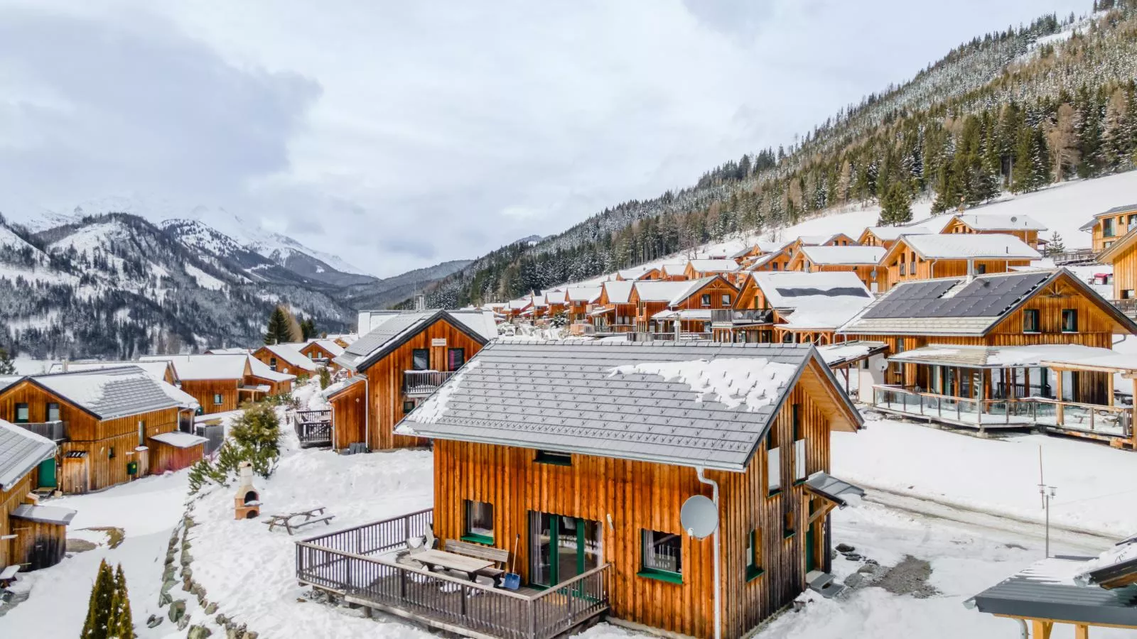 Das Edelweiss - Exterior in winter