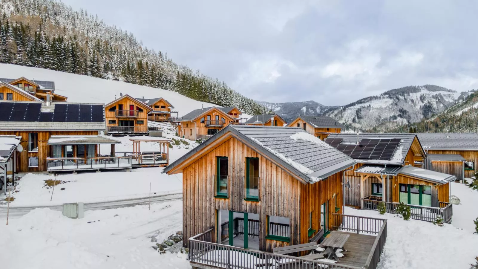 Das Edelweiss - Exterior in winter