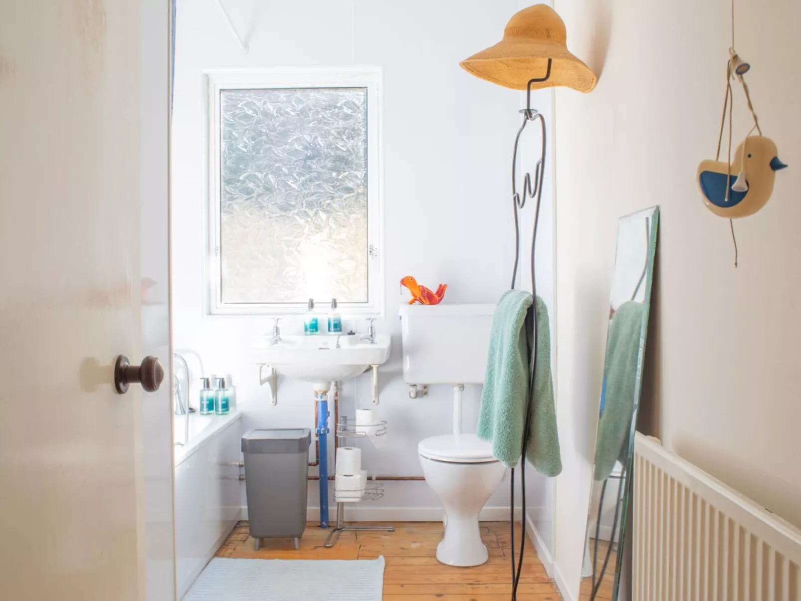 Blue Lobster - Inside