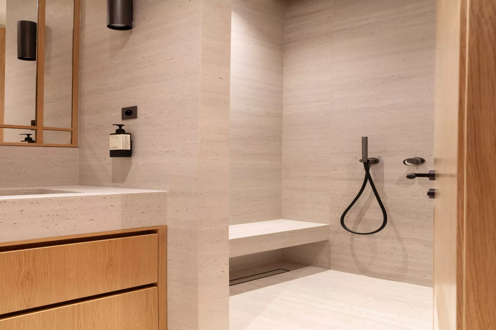 FDL-85-WAGRAM-2R - Nicht zugeordnet