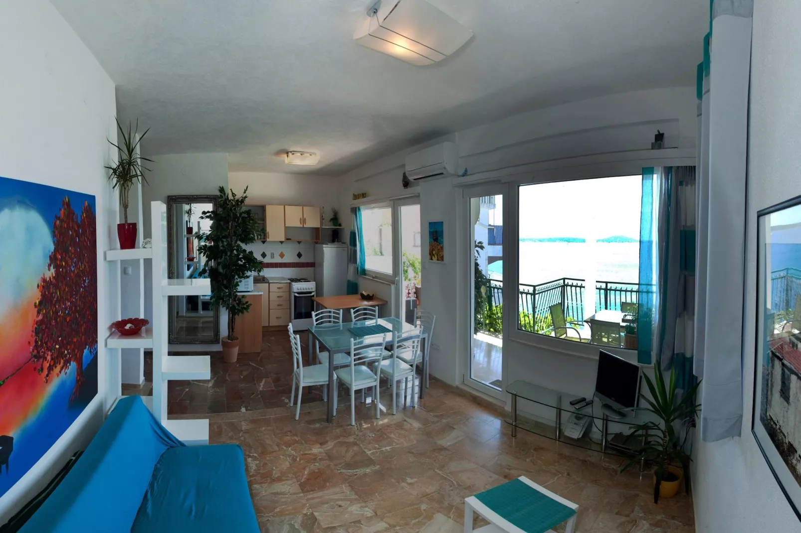 Wonderful Visinisce Apartments with Terrace and Sea Views - Standard Three Bedroom Apartment (Owner 2)