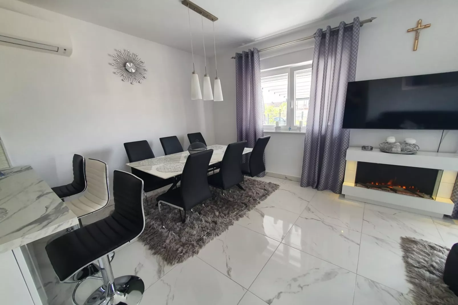Kastel Novi Elegant and Stylish Apartment with Terrace and Patio - Two Bedroom Apartment with Terrace