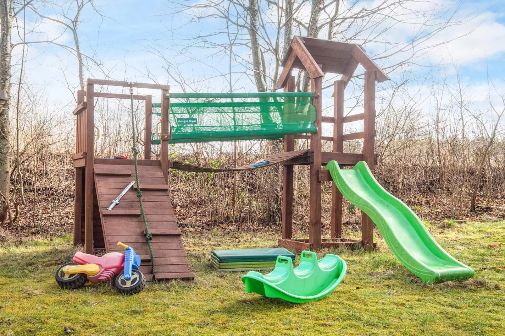 Retraite tranquille au bord de la rivière - Vue