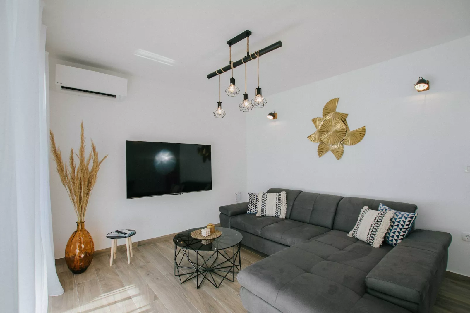 Spacious Luxury Trogir Apartments - Two Bedroom Apartment (Marin)