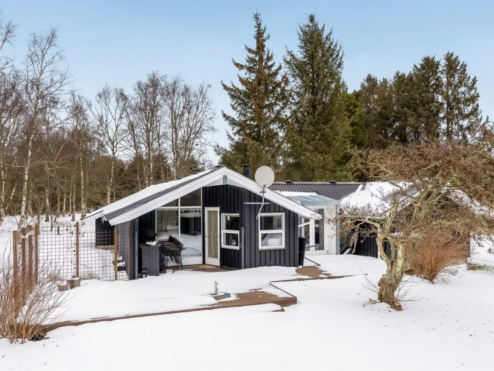 "Stasia" - 1.5km from the sea