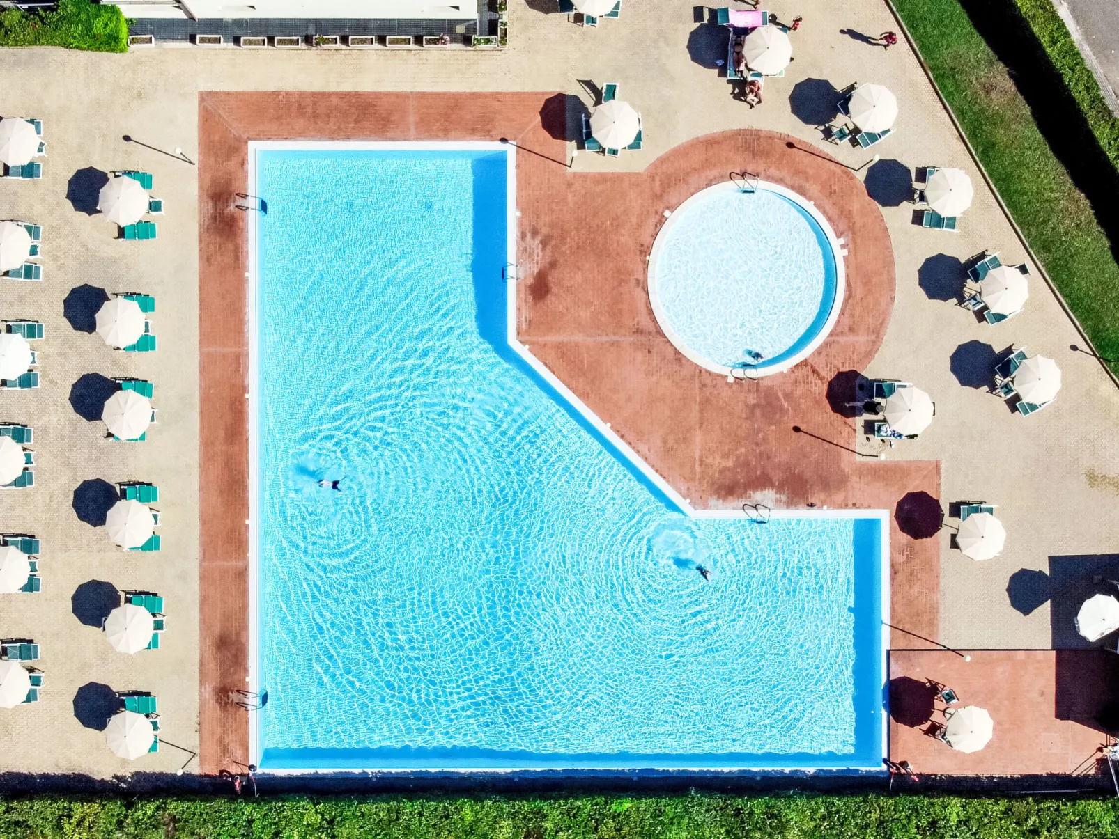 Santa Costanza - Outside