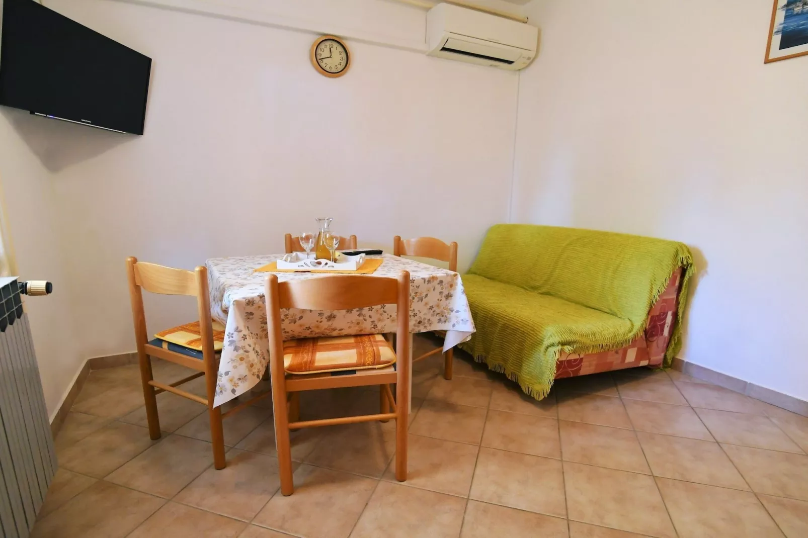Scenic Retreat Rooms and Family Apartments - One Bedroom Apartment with Terrace