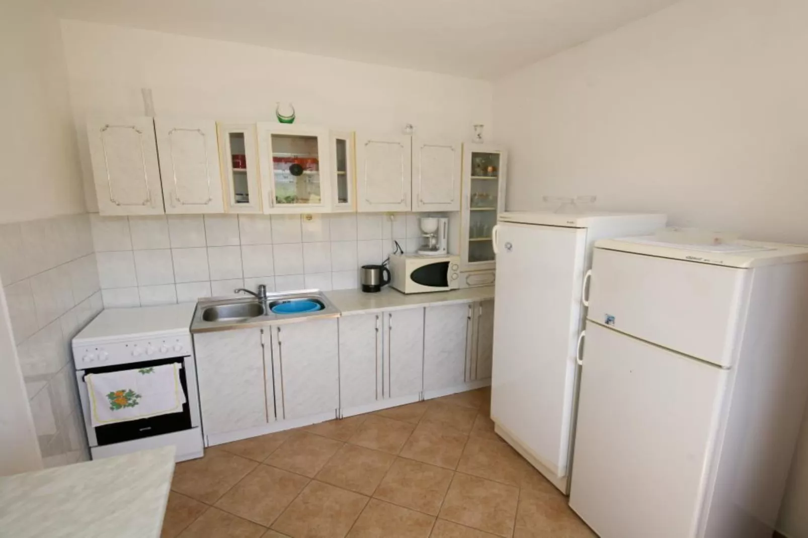 Spacious Beachfront Apartment Ciovo - Four Bedroom Apartment with Sea View