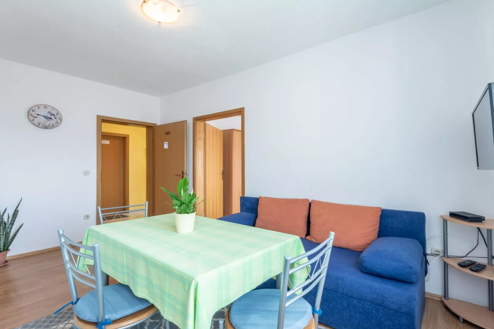 Charming Trogir Apartments with Balcony - Comfort One Bedroom Apartment with Balcony