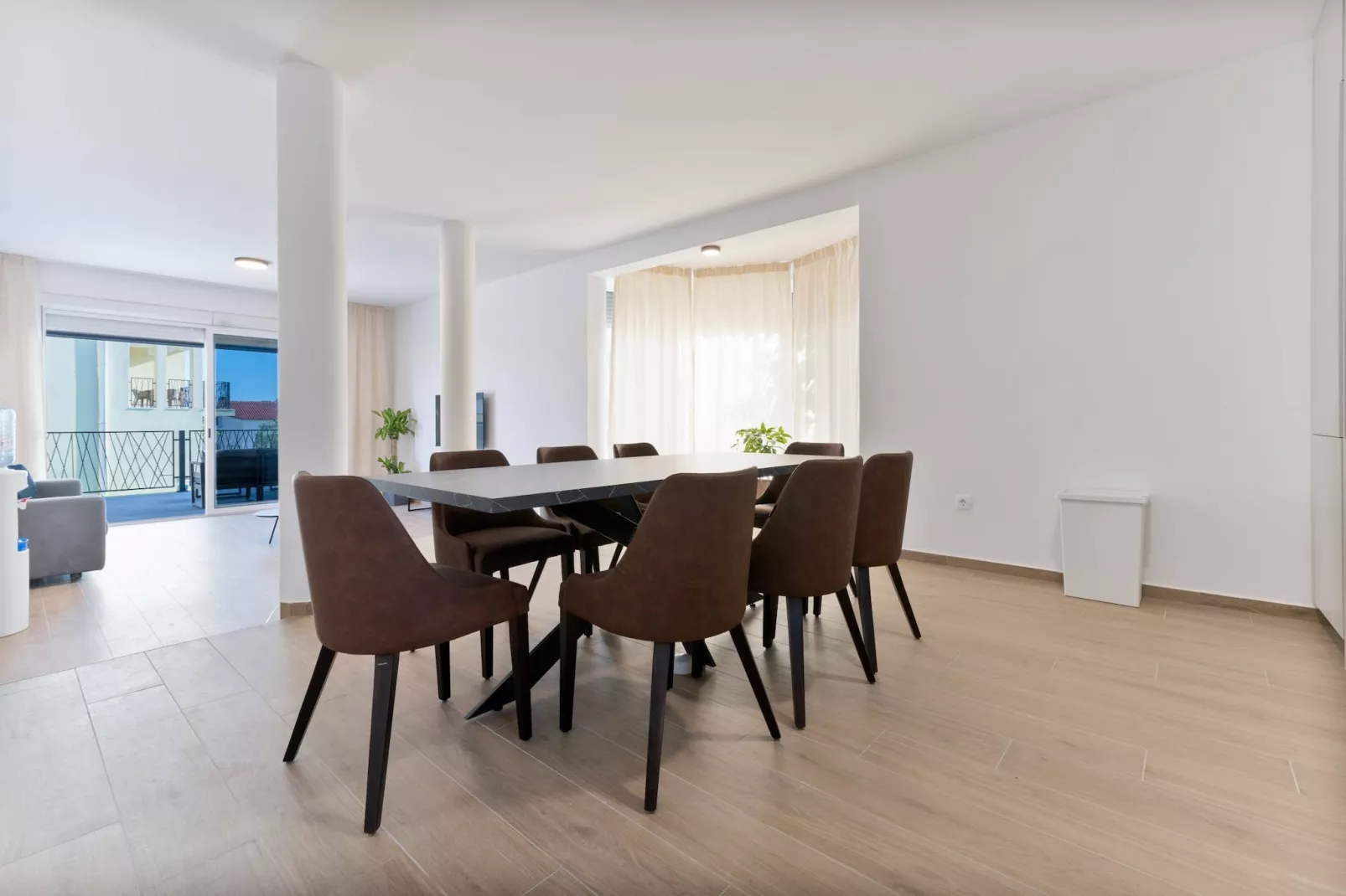 Luxury Living at Horizon Retreat - Three Bedroom Apartment (owner Central S1)