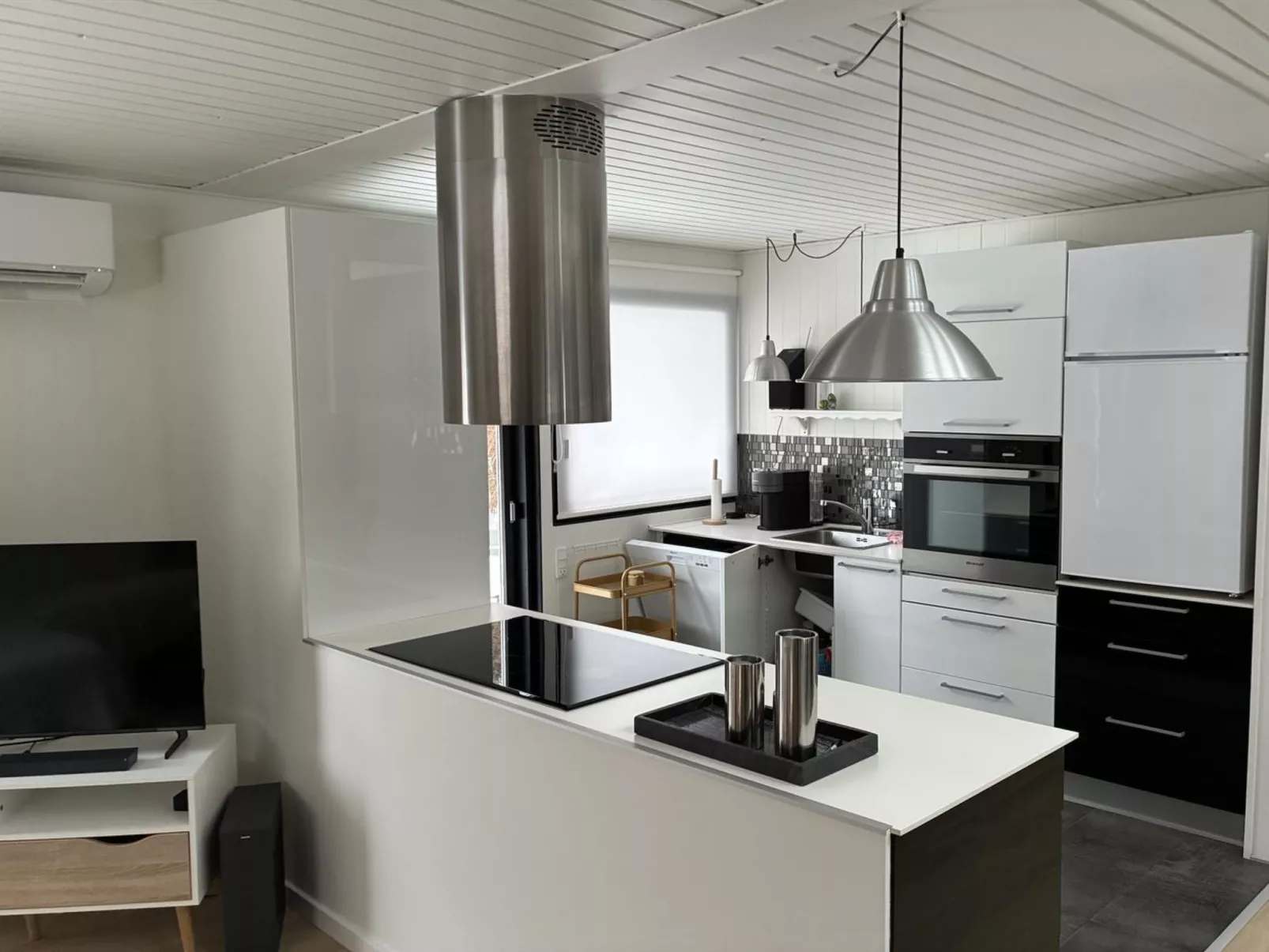 "Arild" - 700m from the sea