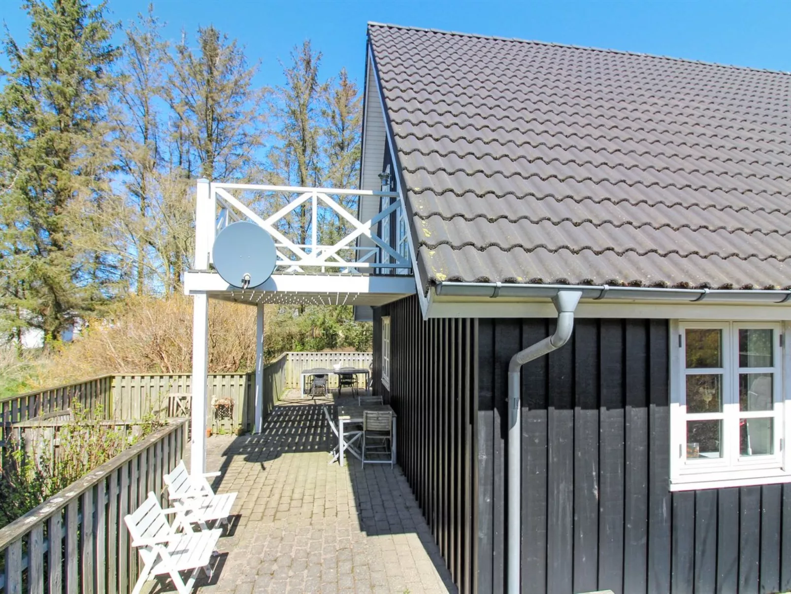 "Othelia" - 1.8km from the sea