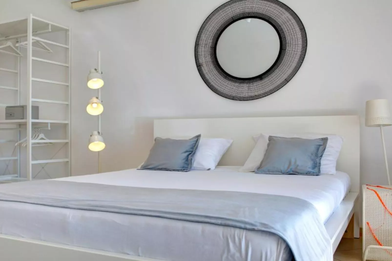 One-Bedroom Apartment With Balcony And Sea View (Deluxe)