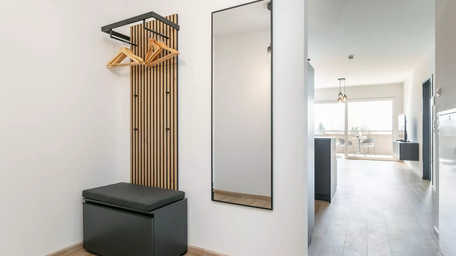 City Apartments Jenbach Top 9 - Flur