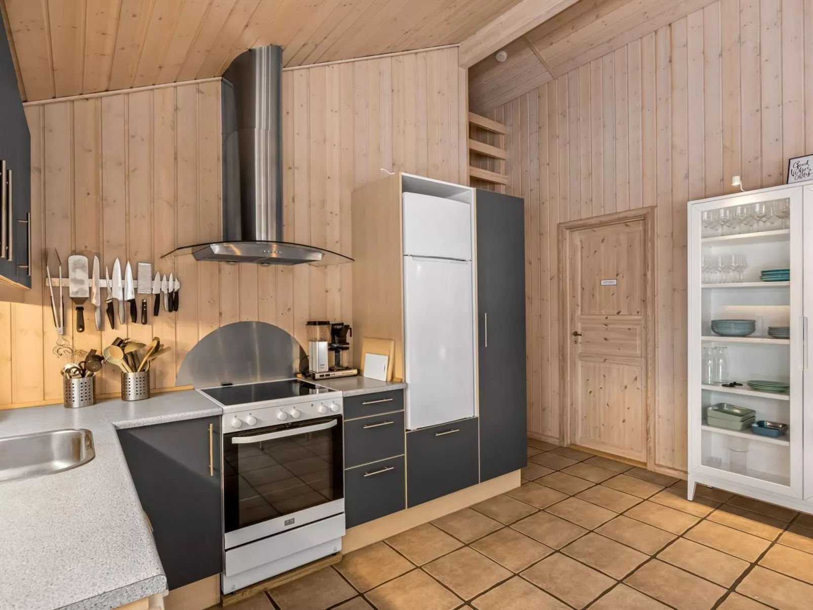 "Rickmer" - 1.9km from the sea