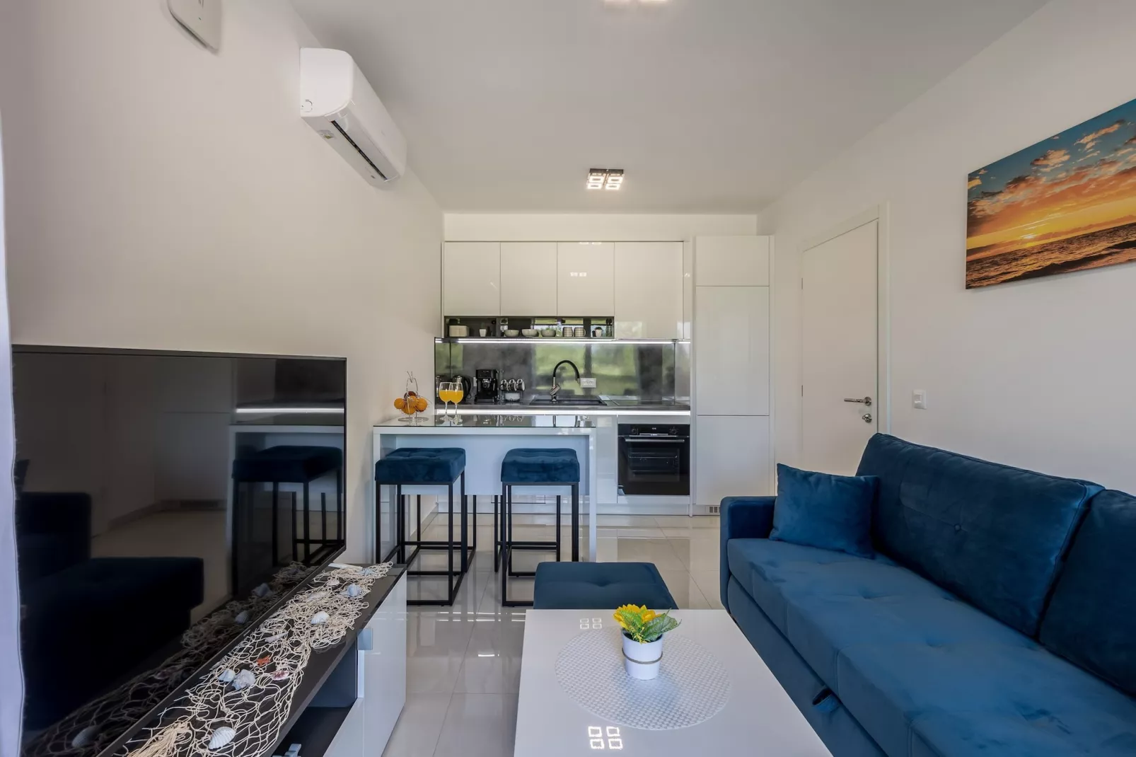 Scenic Kastel Luksic Apartments - One Bedroom Apartment (owner sjever manji) - Salon
