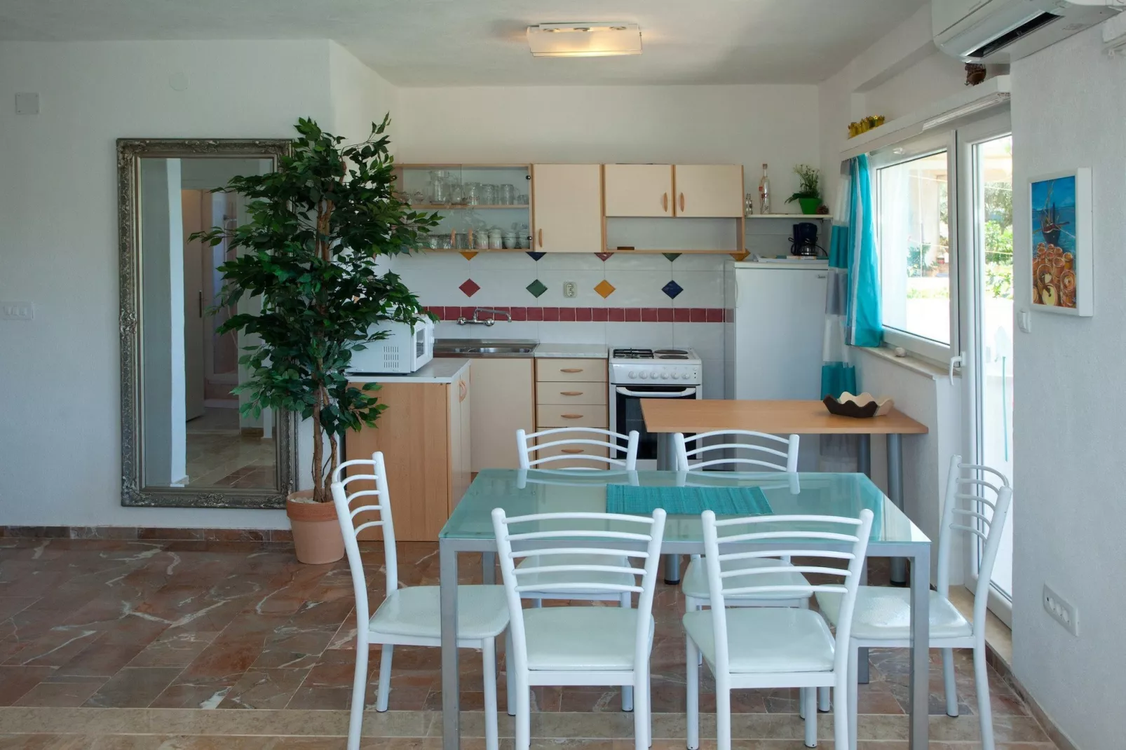 Wonderful Visinisce Apartments with Terrace and Sea Views - Standard Three Bedroom Apartment (Owner 2) - Living room