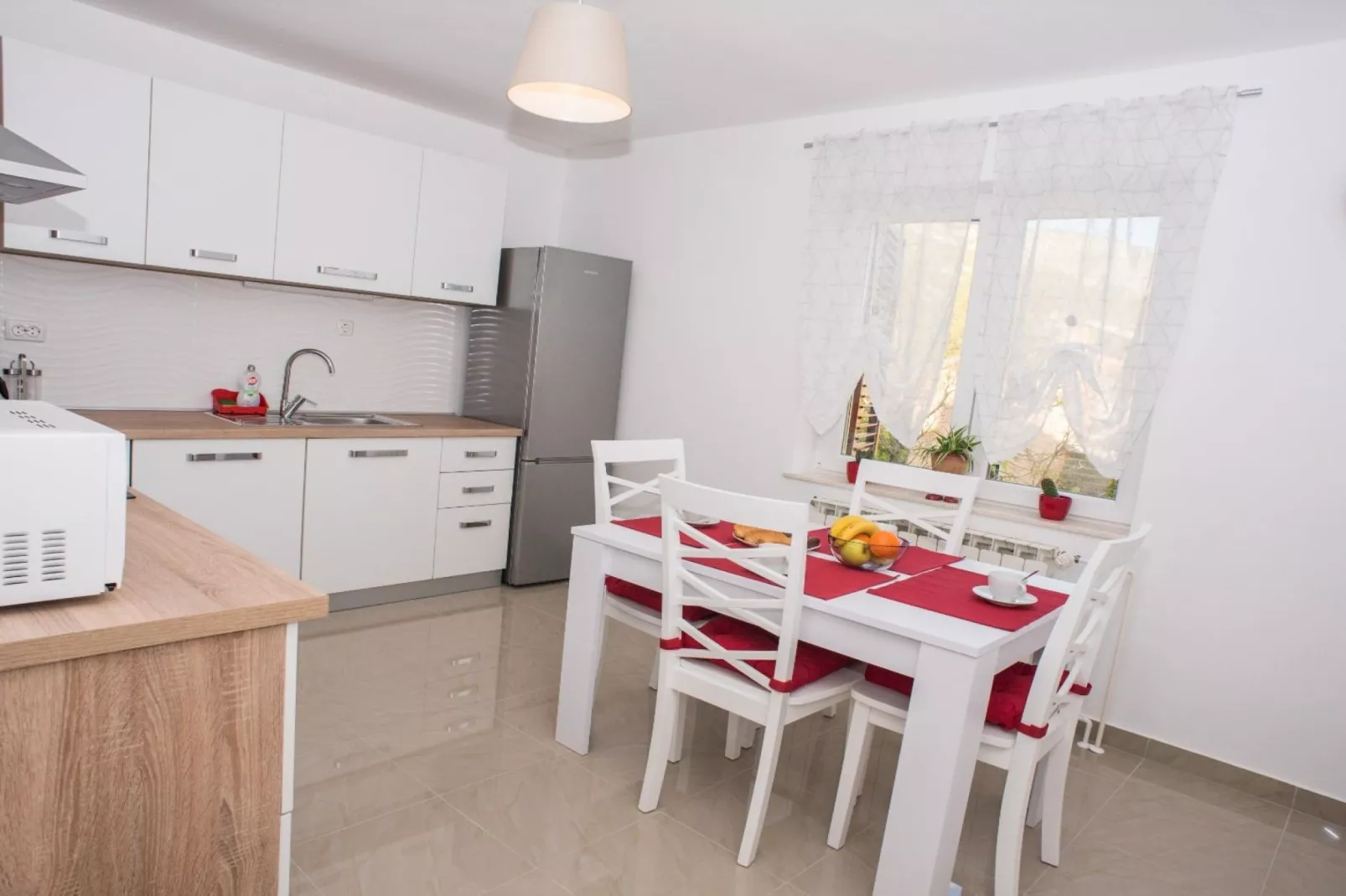 Chic Apartment Tribalj with Private Balcony - One Bedroom Apartment - Cuisine