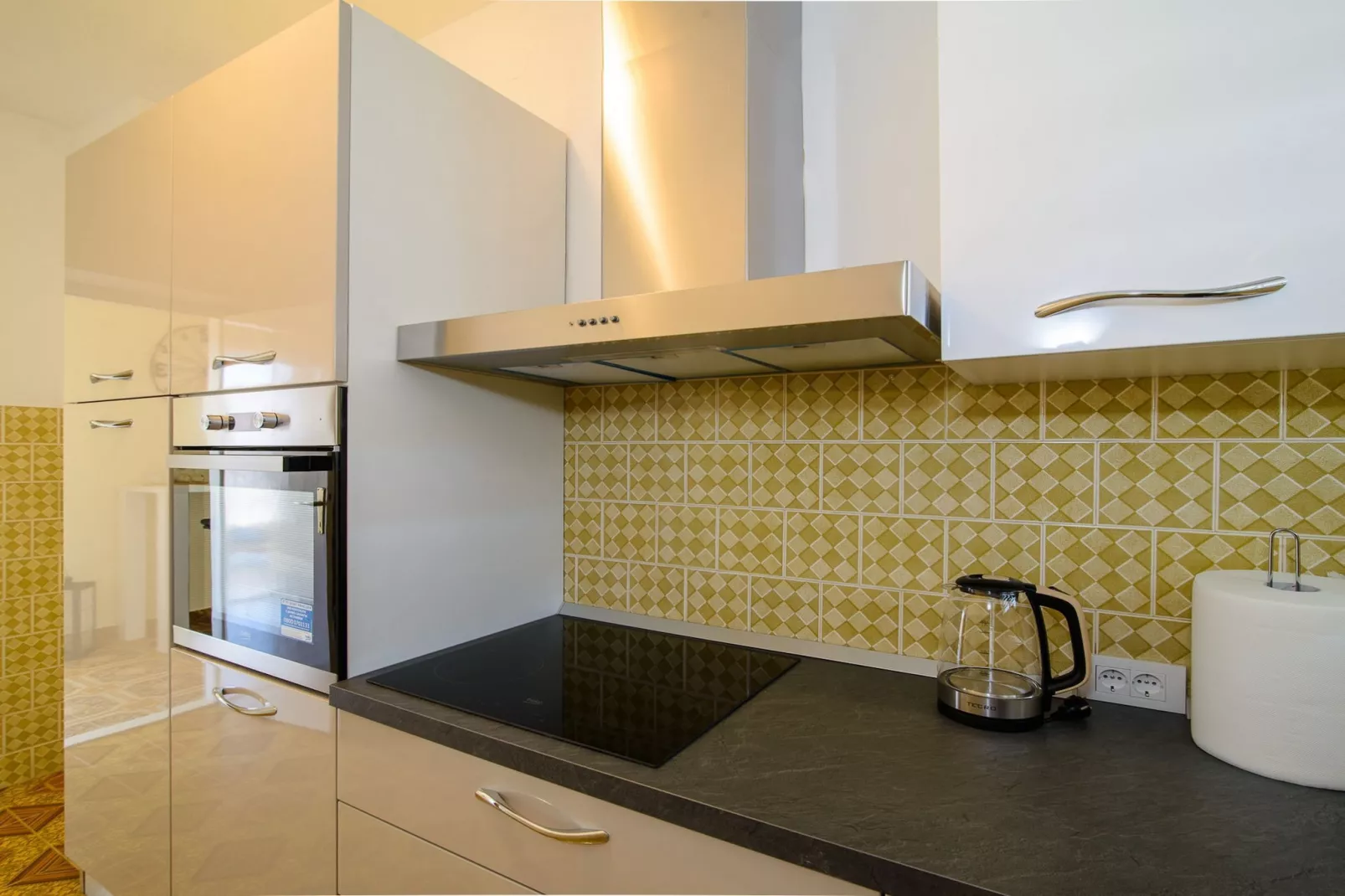 Modern Apartment Near Trogir Beach with Sea View Terrace and Lounge Area - Two Bedroom Apartment - Kitchen