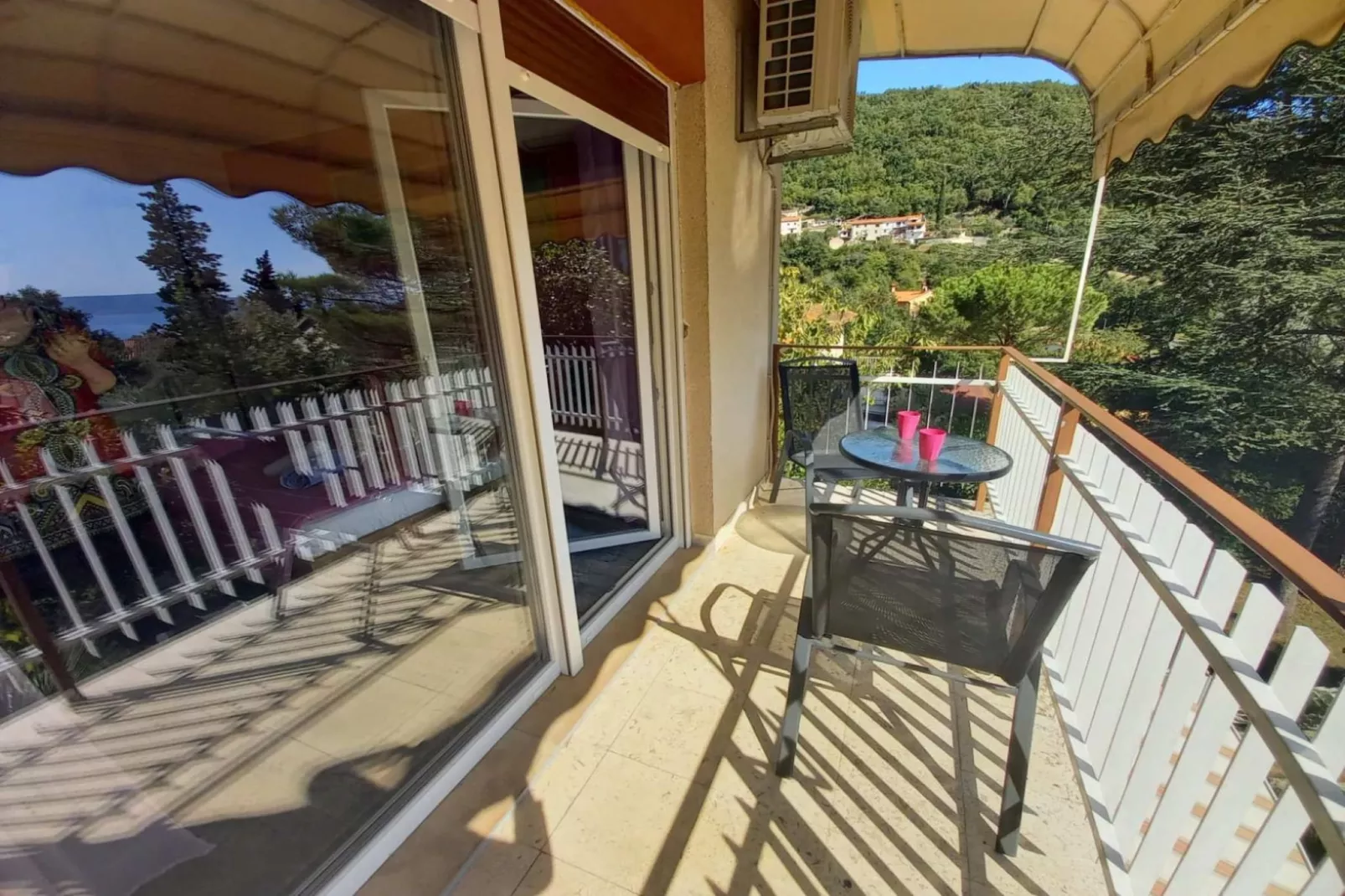 Lovely Apartments Near the Sea - Standard Studio Apartment with Balcony - Terrasse/Balkon