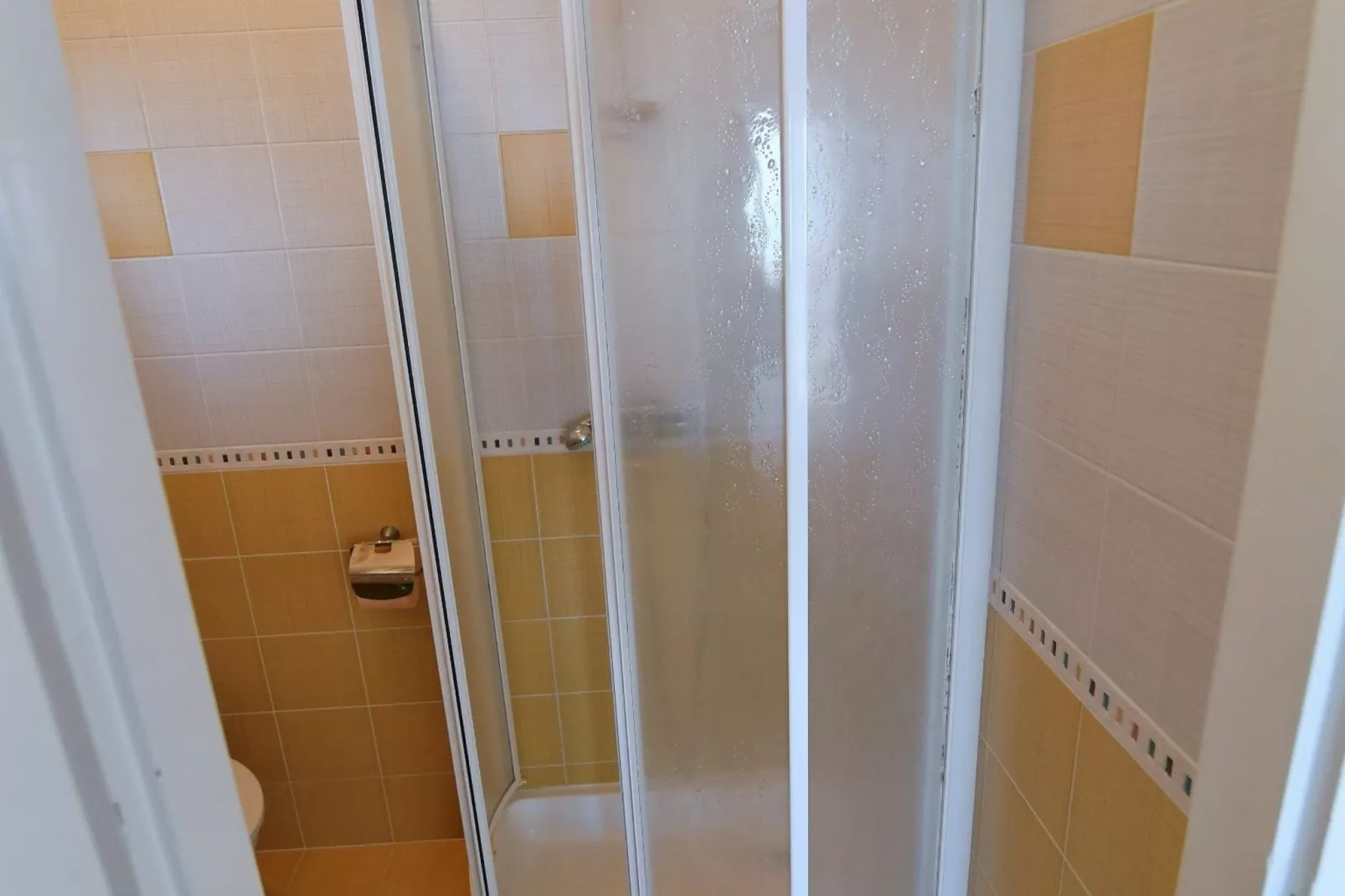 Scenic Retreat Rooms and Family Apartments - Double Room with Balcony and Sea View 3 - Salle de bain