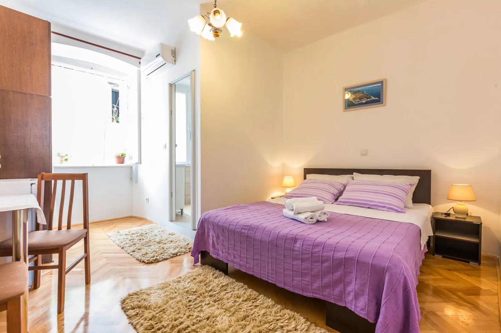 Secret & Stylish Hideaway Apartments Zadar Old Town - Double Room (owner Mila Room) - Schlafzimmer