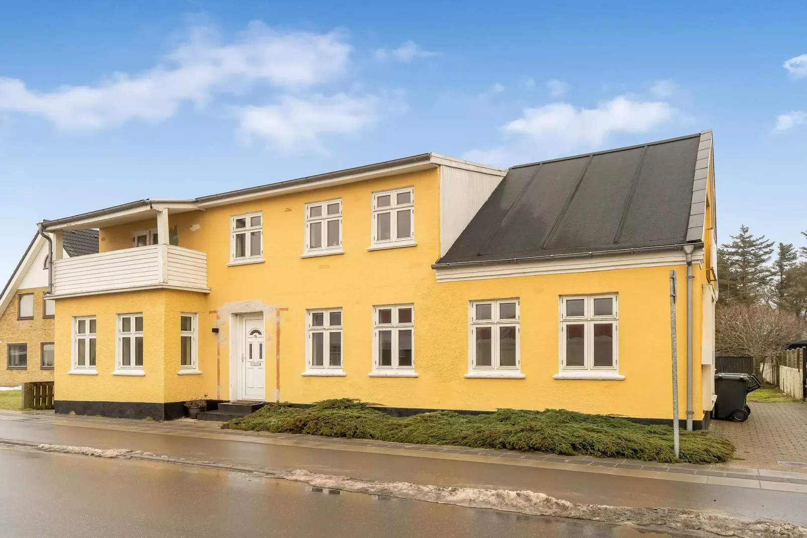 4 Sterne Ferienhaus in Løkken - Im Freien