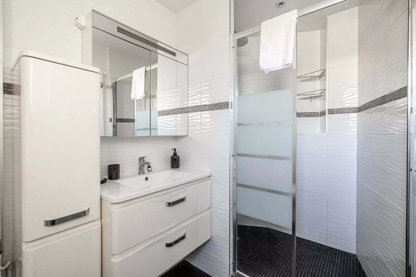 BB-1-POSTES - Untagged