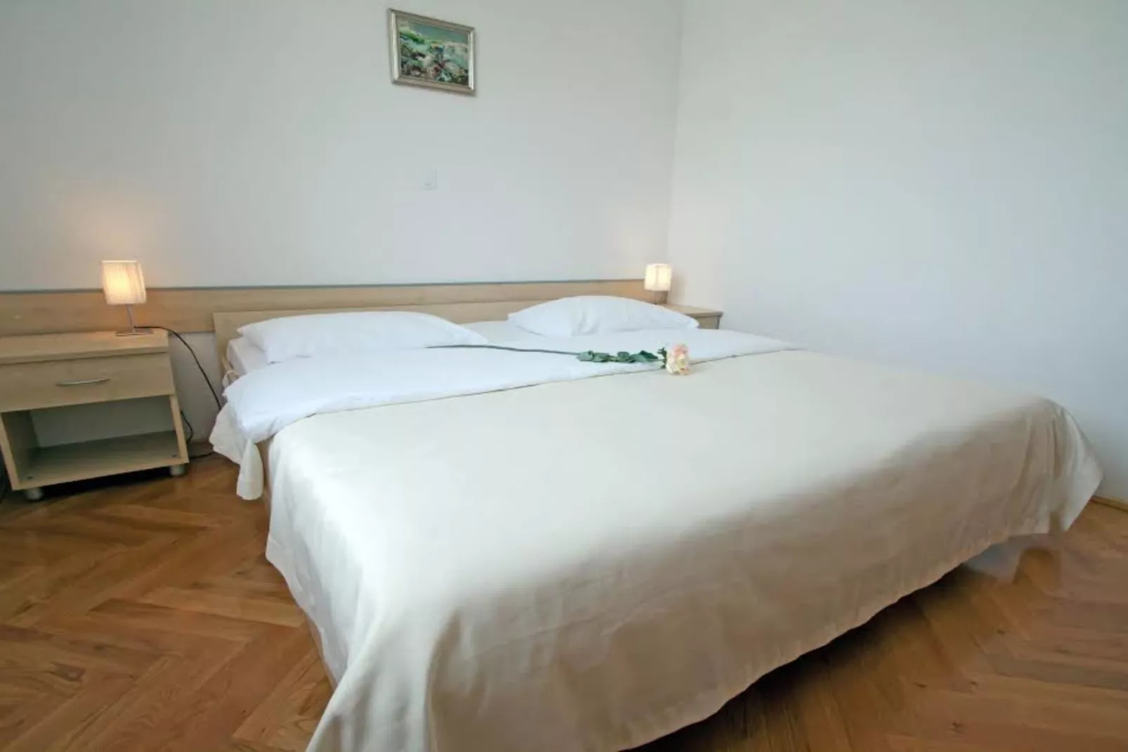 Beachfront Apartments Tamarix - Superior One Bedroom Apartment (Grand) 1 - Chambre
