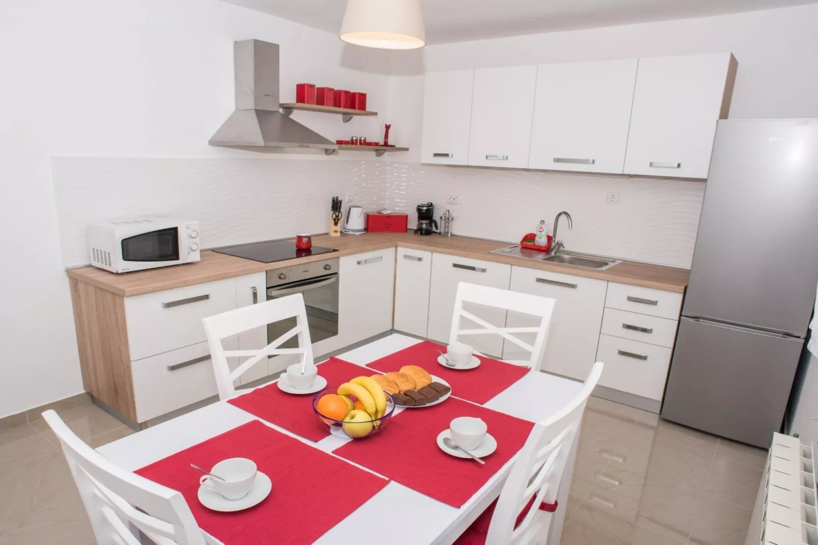 Chic Apartment Tribalj with Private Balcony - One Bedroom Apartment - Cuisine