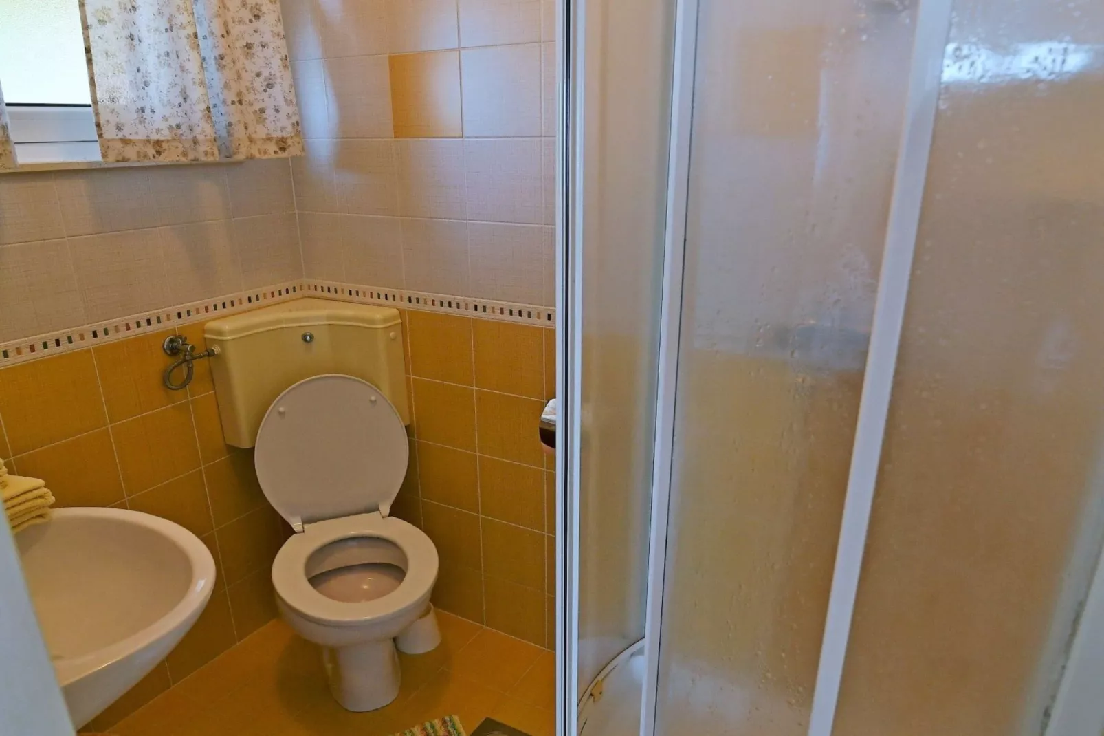 Scenic Retreat Rooms and Family Apartments - Double Room with Balcony and Sea View 3 - Salle de bain