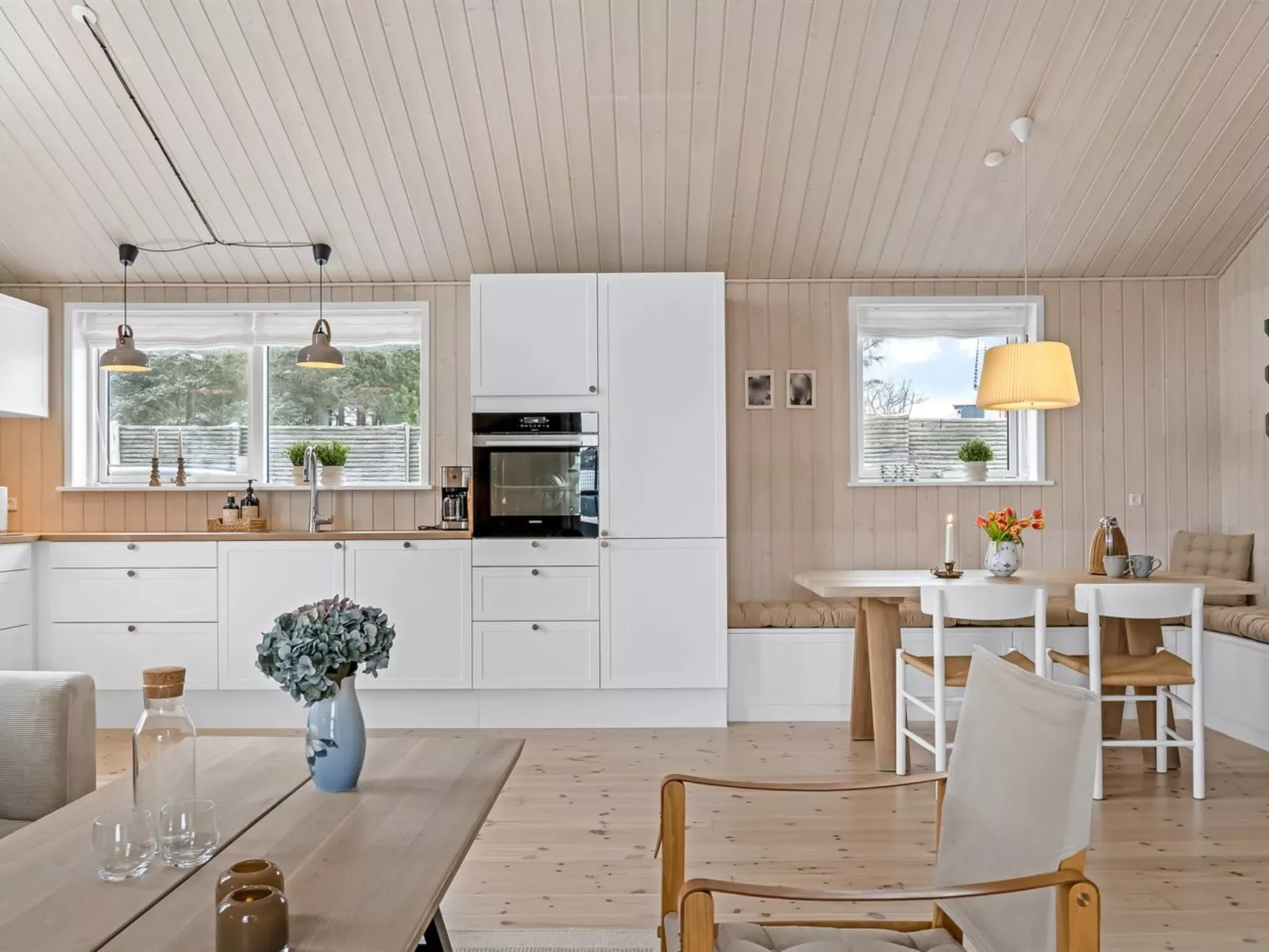 "Fridhild" - 450m from the sea - Inside